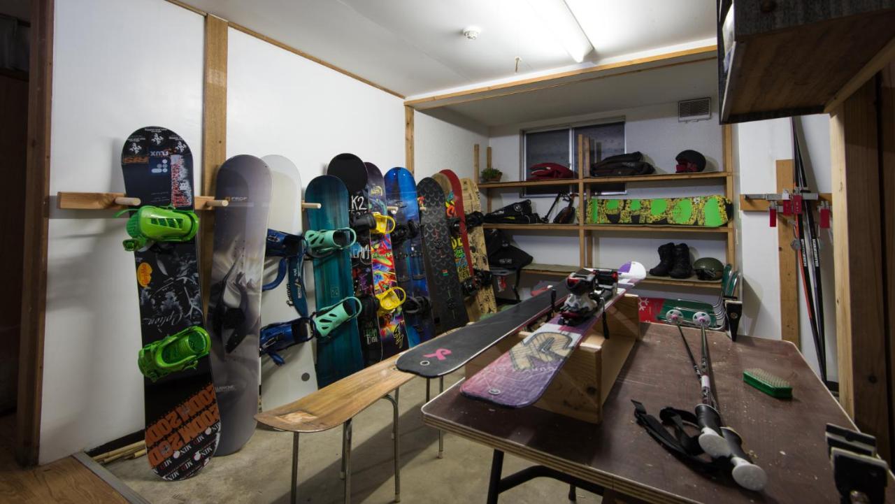 Myoko Powder Hostel Екстериор снимка