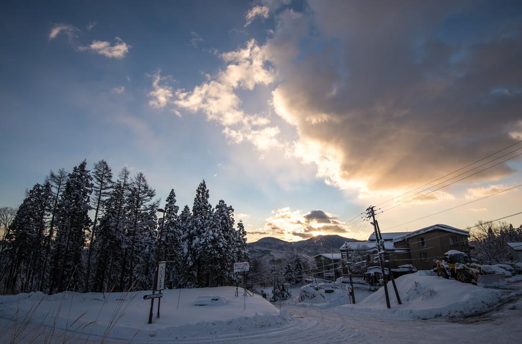 Myoko Powder Hostel Екстериор снимка